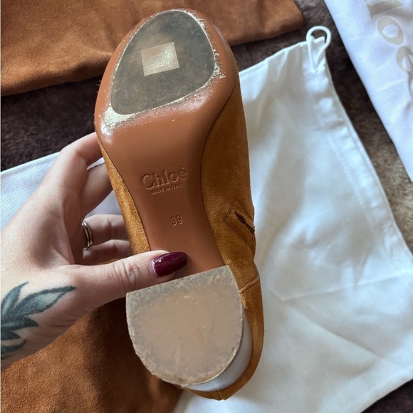 Chloe - OTK Wet Sand Suede Boots Size 39 or 9 - Picture 6 of 9